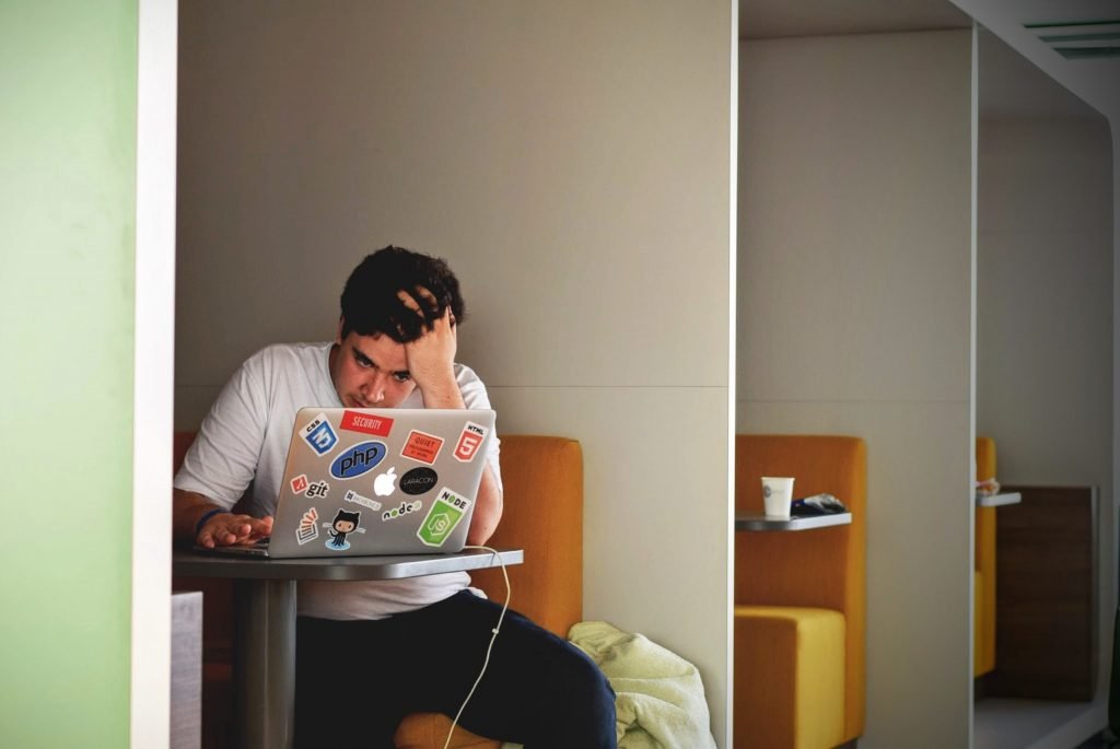 What is Freelancing: Is It the Right Career for You? 16 disadvantages of freelancing